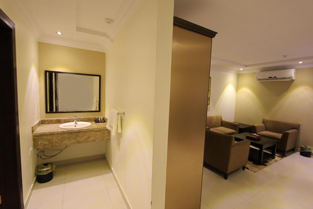 Taleen Alaqiq Hotel Apartments Riyadh Room photo